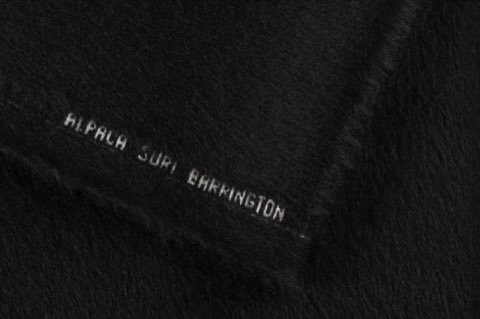 Tela 130050 - 190 de Barrington, baby alpaca suri negro